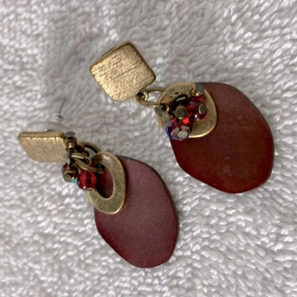 Vintage  Handmade Burgundy Gold Dangly Pierced Earrings - Picture 5 of 6